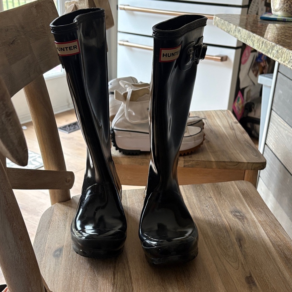 Hunter Glossy Black Rain Boots girls 4/5